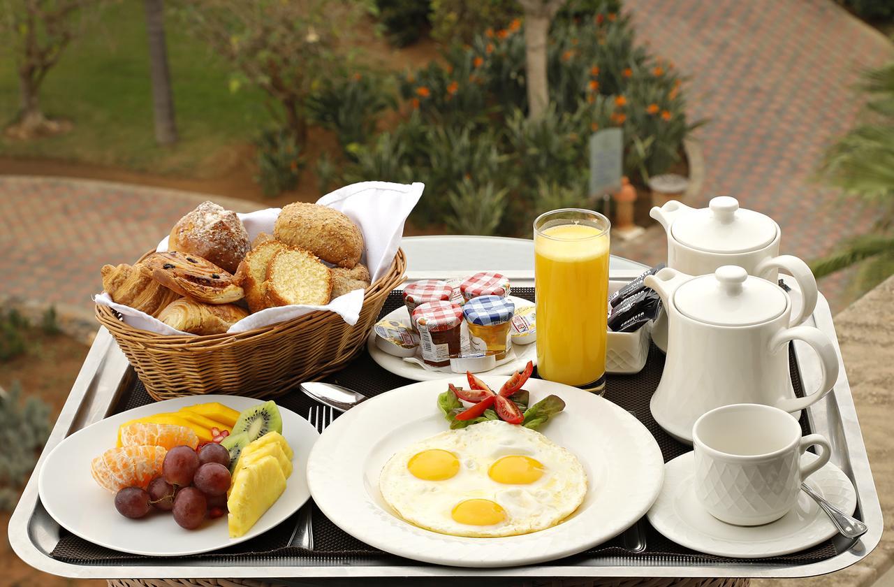 L' Amphitrite Palace Beach Resort & Spa Скира Экстерьер фото