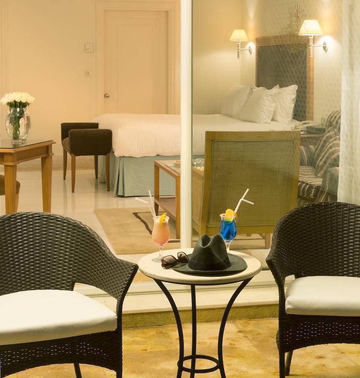 L' Amphitrite Palace Beach Resort & Spa Скира Экстерьер фото