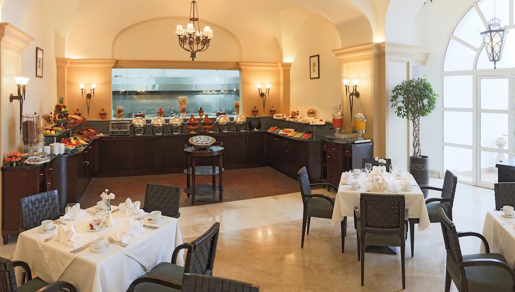 L' Amphitrite Palace Beach Resort & Spa Скира Экстерьер фото